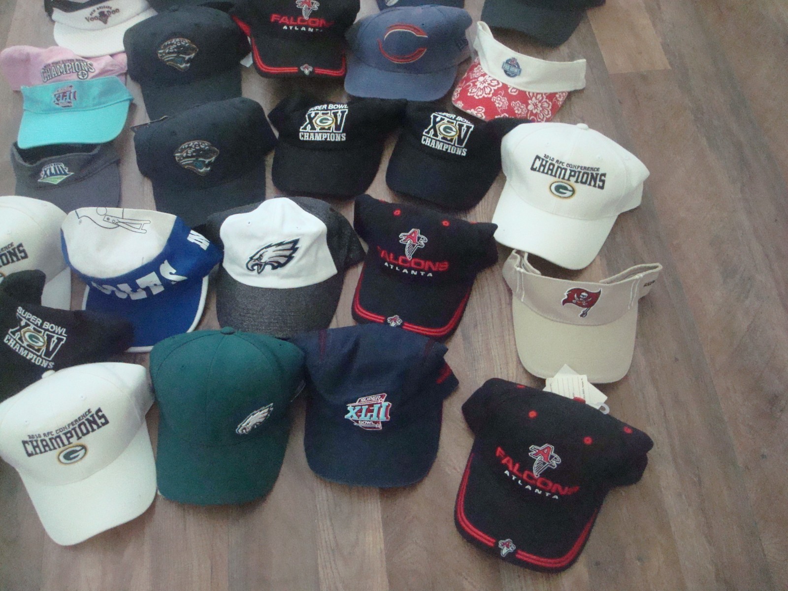 25 HATS NFL REEBOK RARE SPORTS STRAPBACK 90S WHOLESALE LOT HATS VINTAGE HAT CAP