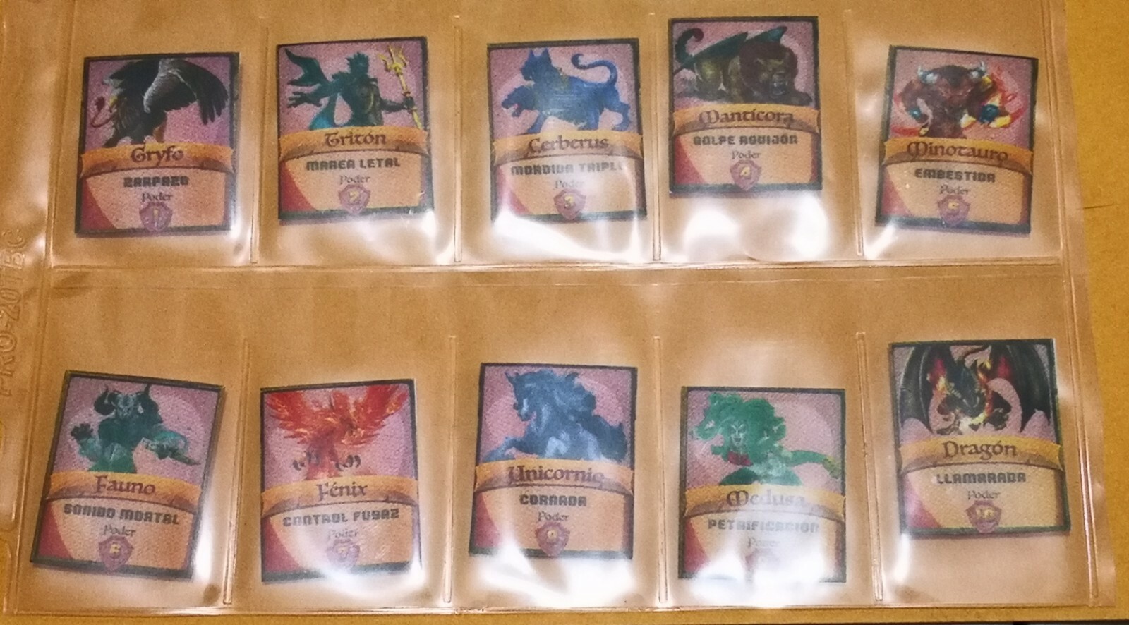 Seres Miticos marinela Mexico Full collection 10 Figures + 10 promo +10 cards