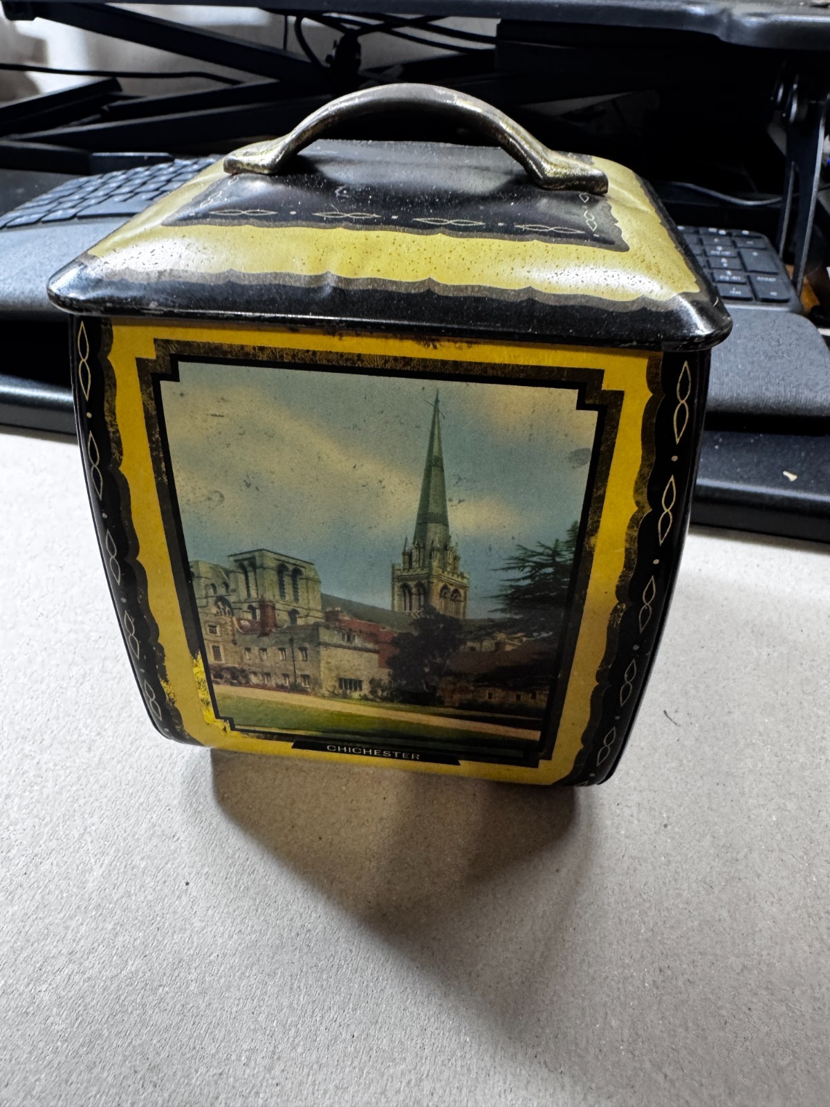 COOL COLLECTABLE Vintage Edward Sharp Lidded Tin Made in England Box 2 FH