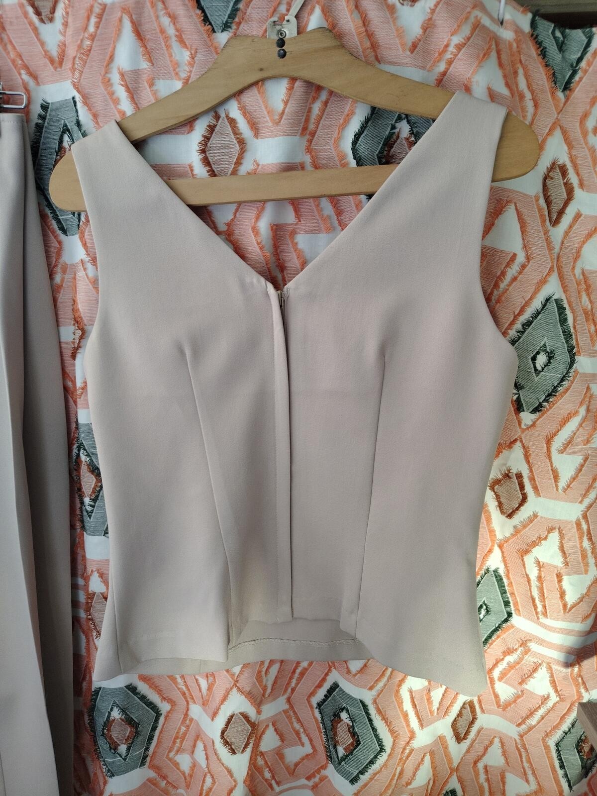 XOXO Vintage Y2K Two-Piece Wear to Work Beige Medium
