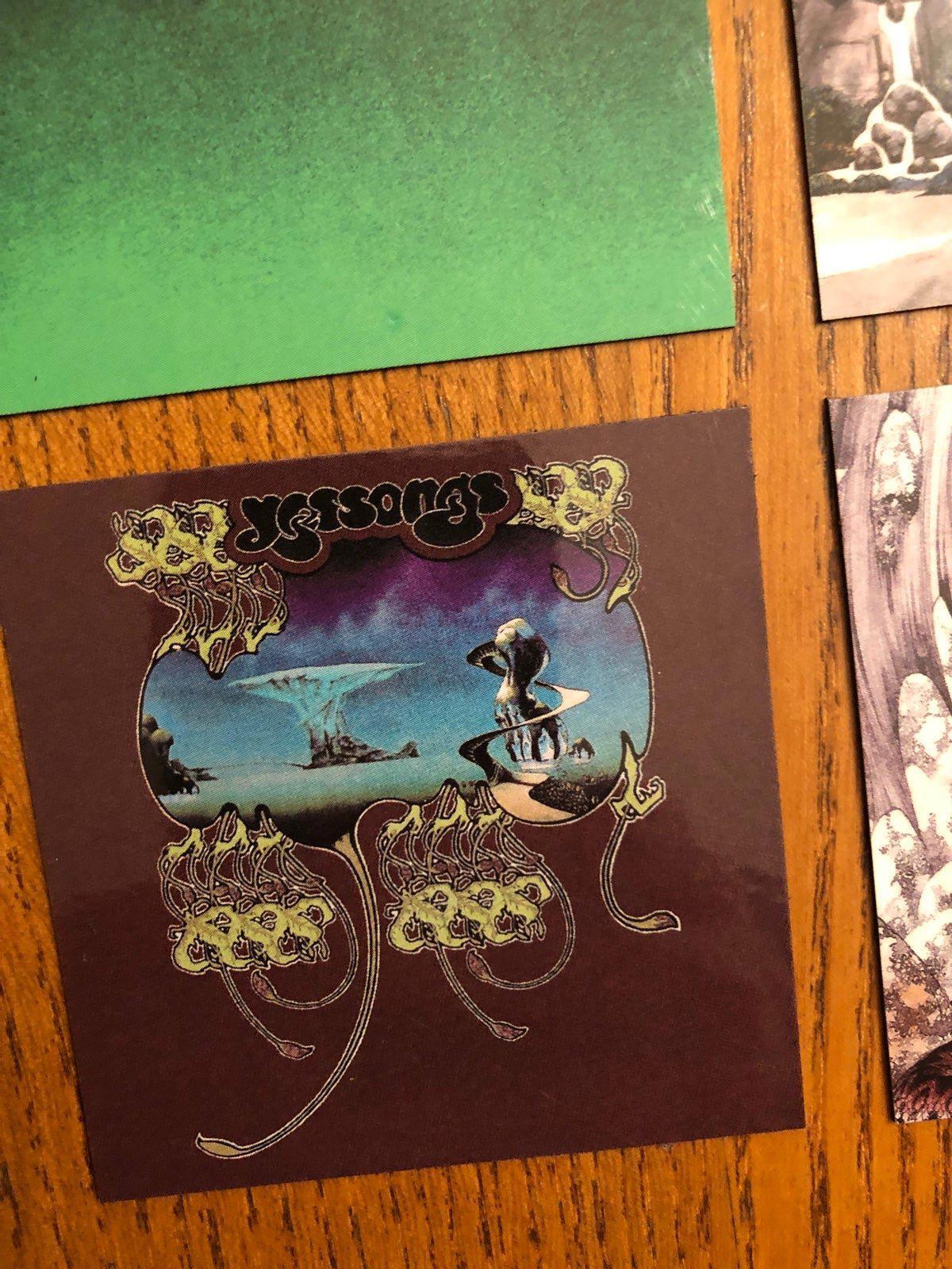 YES fridge magnets