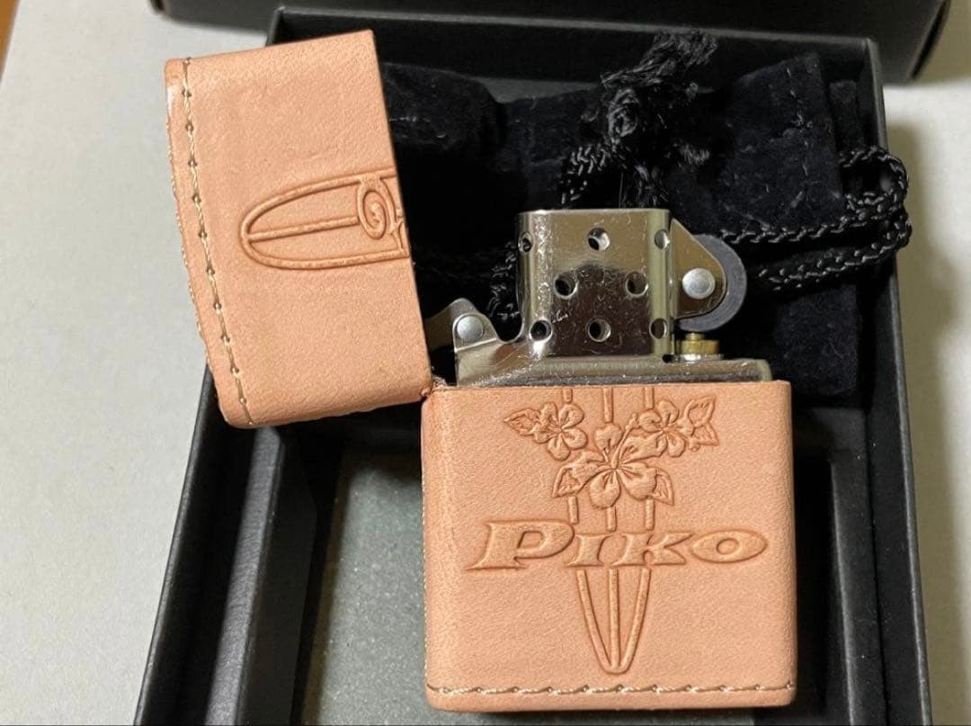 Zippo PIKO tanned leather limited edition serial number with pouch made in 2002