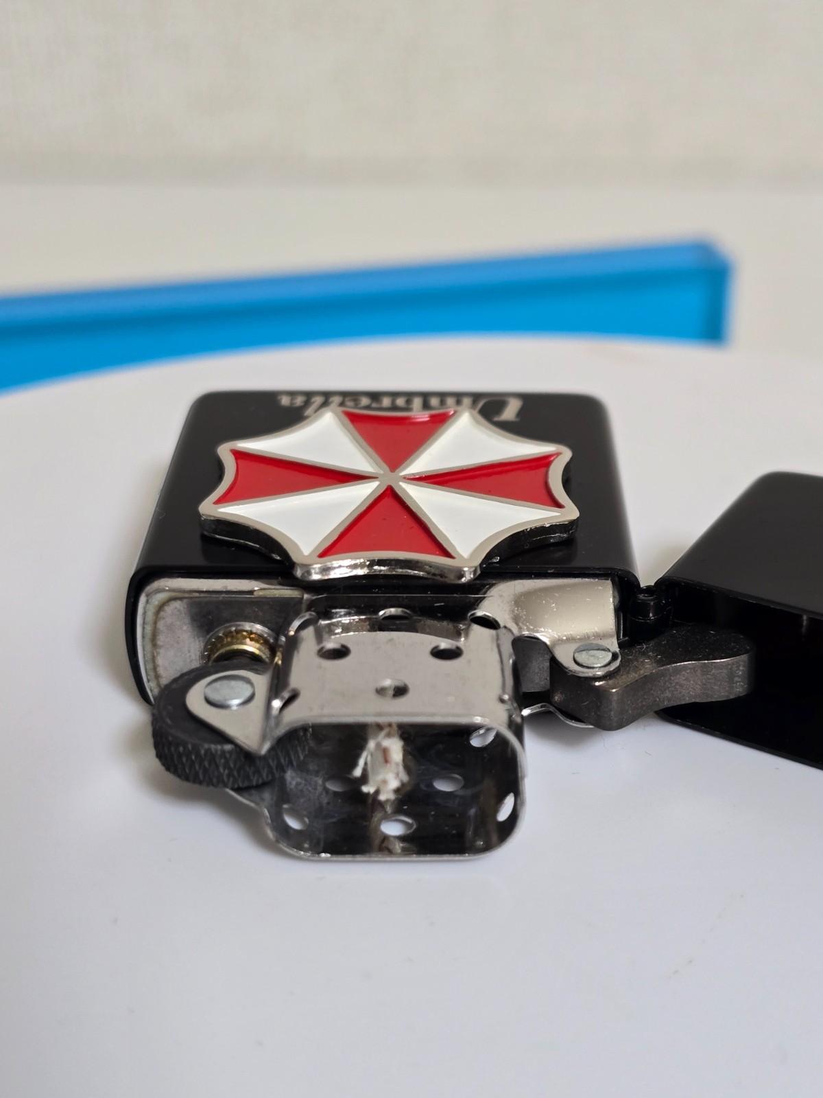 Zippo Resident Evil Umbrella Metal Black Lighter 20th Anniversary limited w/box