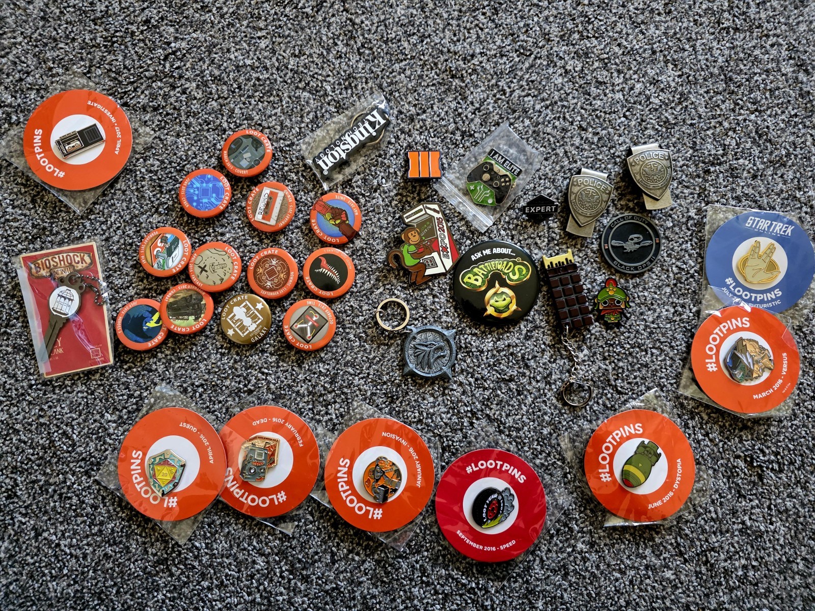 Huge Collectible Lot – 100+ Individual Items – See Photos/Description!