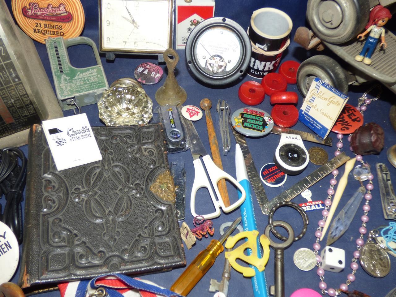 VINTAGE JUNK DRAWER LOT 85+ ITEMS (LOT I)