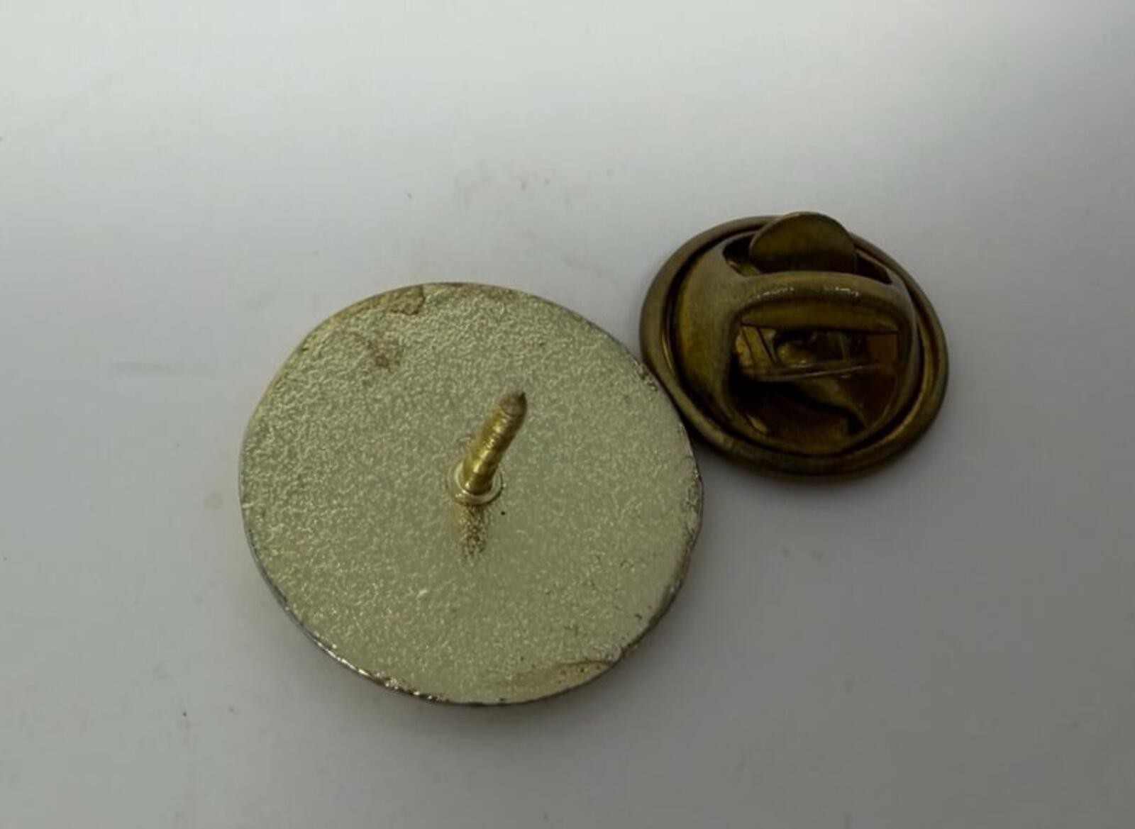 Vintage Presidents Award For Educational Excellence Enamel Lapel Pin Gold Eagle