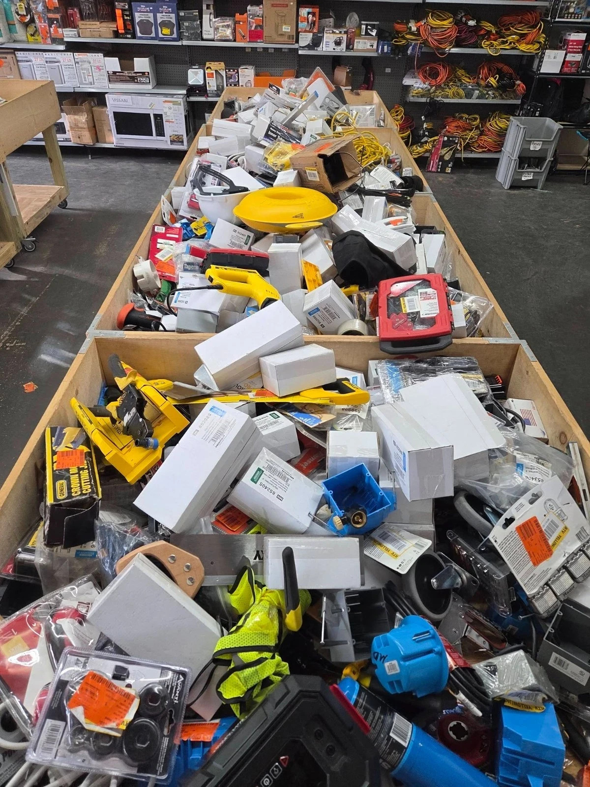 Mega Value Wholesale Inventory, Amazon Walmart Target Liquidation Mix, Large Box
