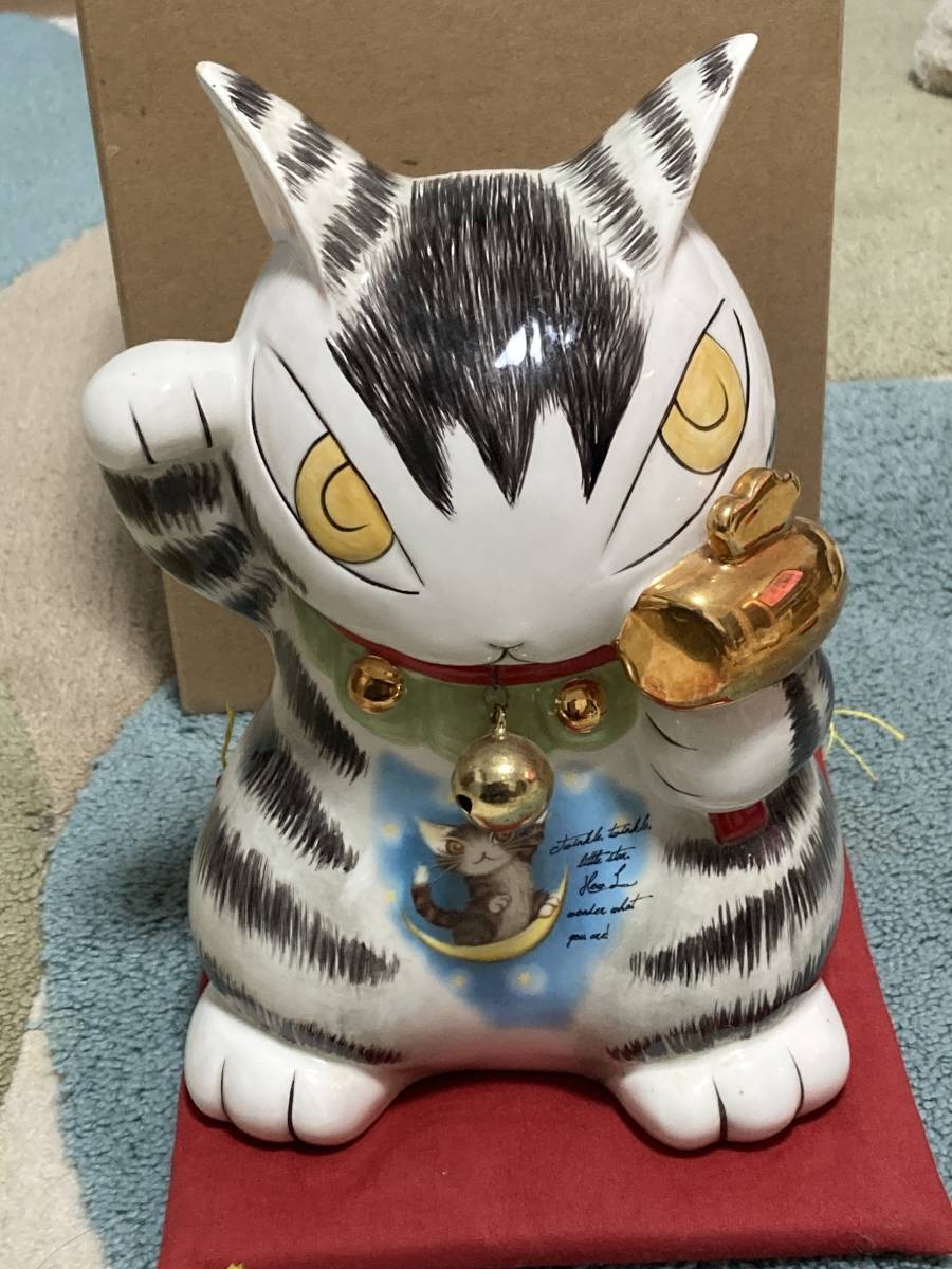 Wachifield Dayan Lucky Cat Piggy Bank Figurine Star Japan Collectible 8.7in