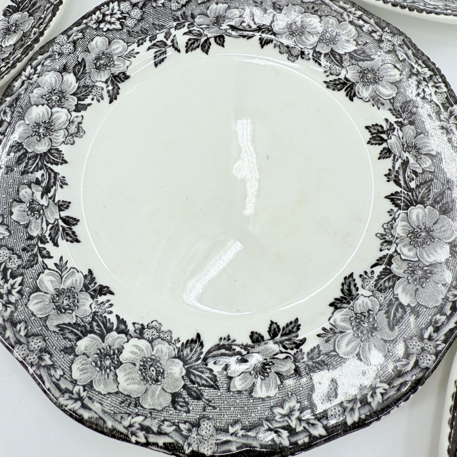 Vintage Enoch Wedgwood Malverne 6” Bread and Butter Plate England Lot of 6