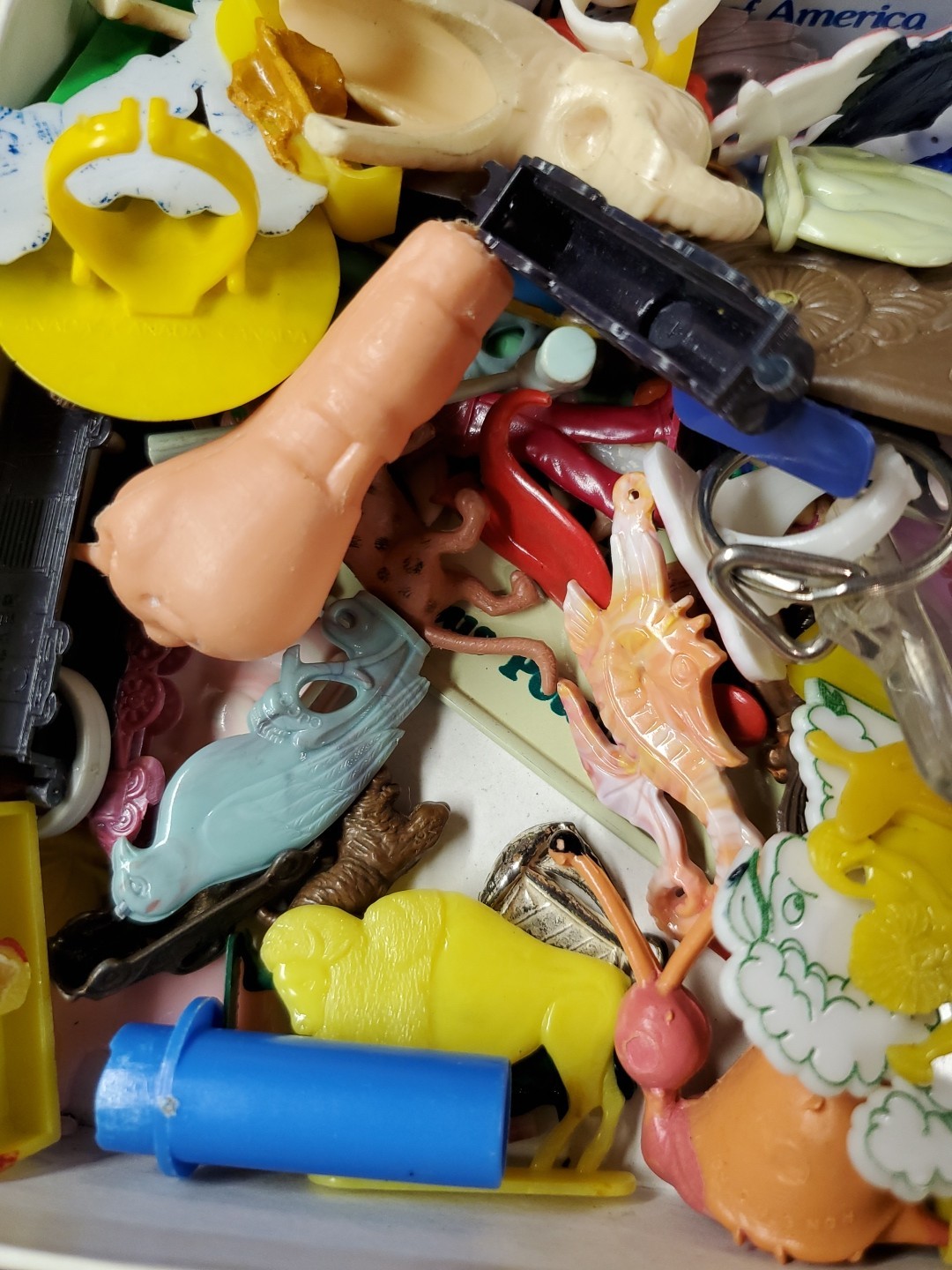 Vintage Plastic Toy Junk Drawer Lot Keychains License Premiums