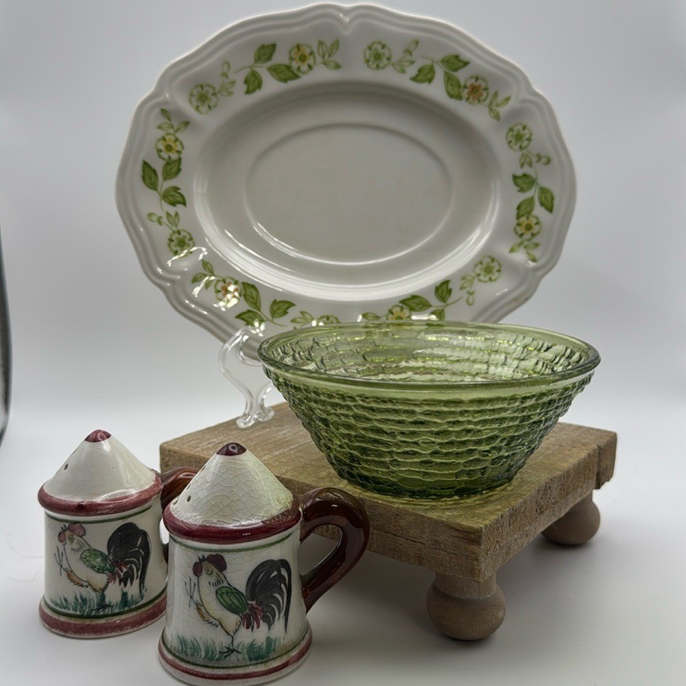 Vintage Curated Lot of 4 Pieces