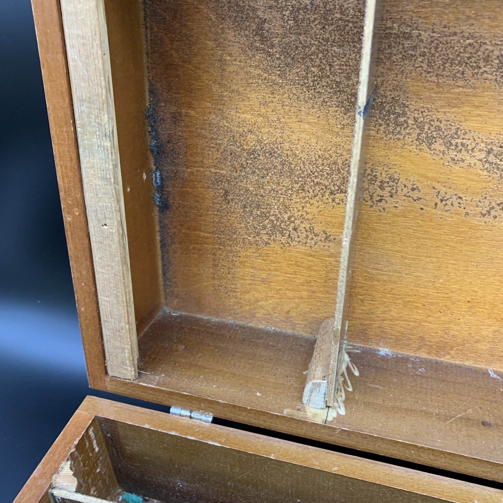 Vintage Wooden Artist Paint Box w Palette Compartments 18″ Case