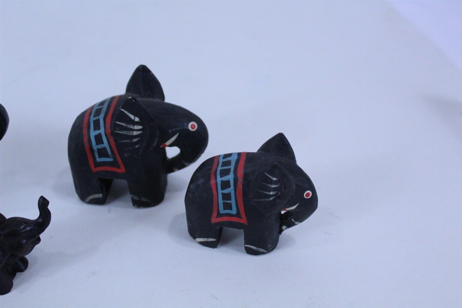 Elephant Figurines Composite & Wood Variety of Sizes Lot of 5