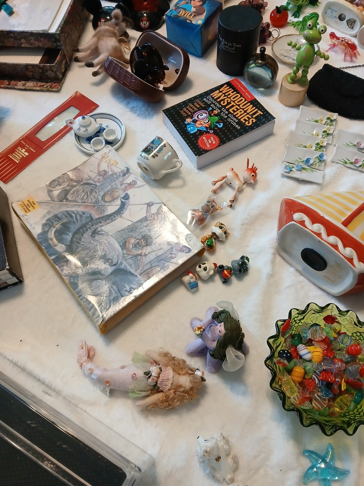 Vintage to New Junk Drawer Lot Premium Lot – Nice Usable Lot of items