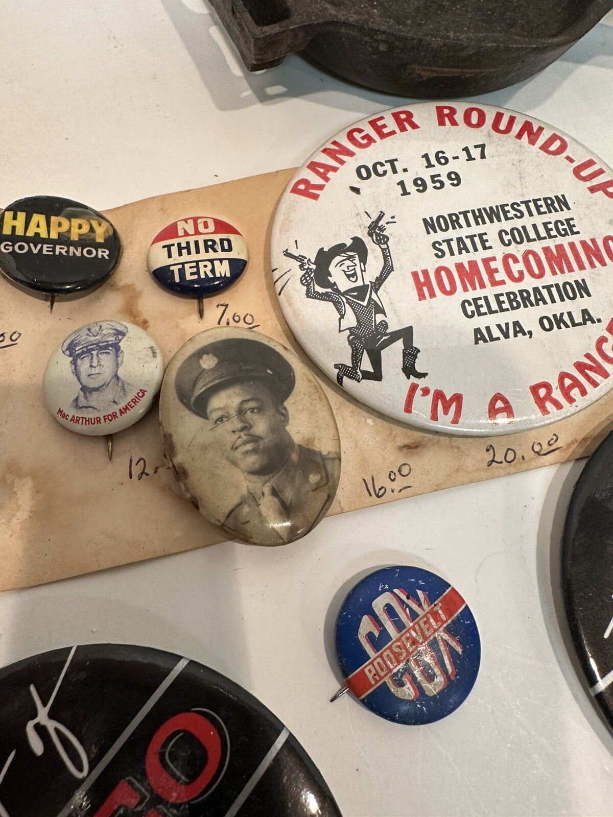 Junk Drawer Lot Vintage Buttons, Items To Numerous To List. See Pics For Desc.