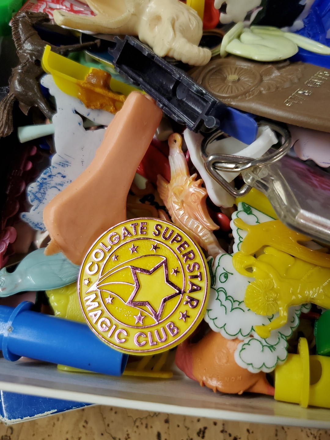 Vintage Plastic Toy Junk Drawer Lot Keychains License Premiums
