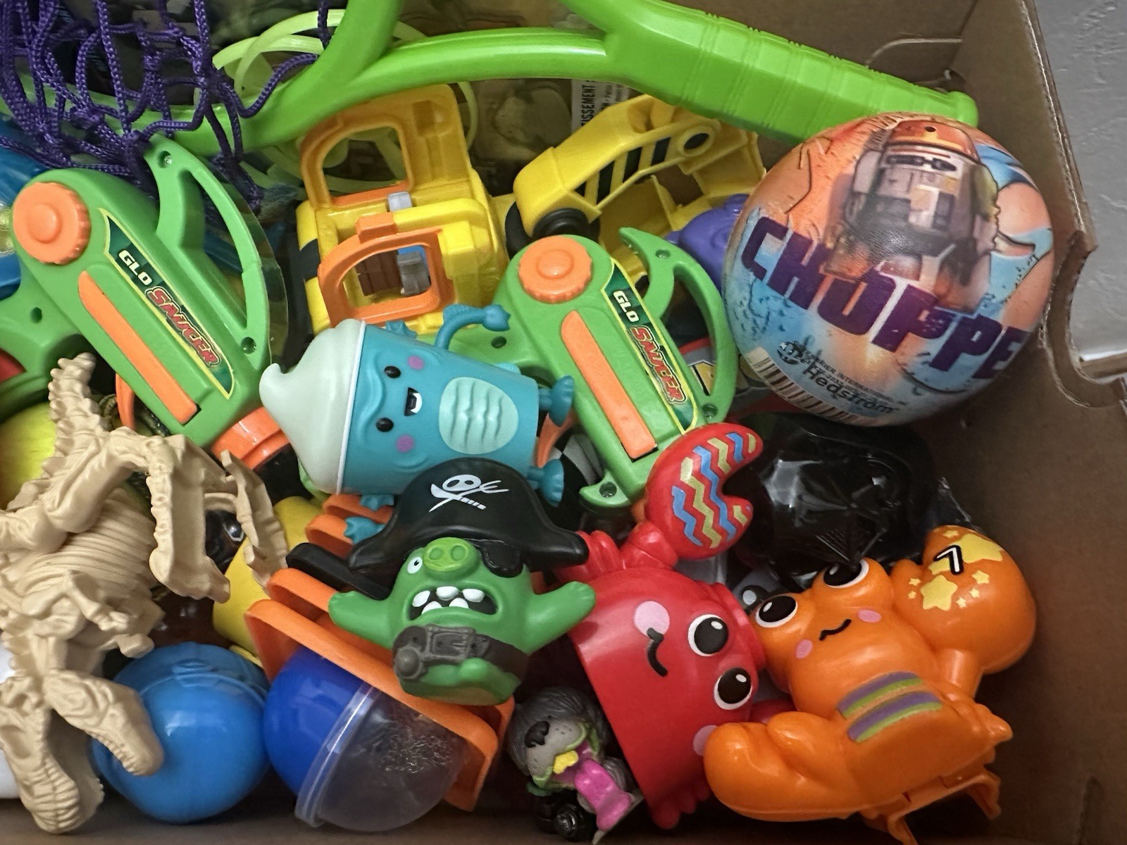 Assorted Kids Toys Lot w/ Toy Guns,Minecraft,Star Wars,Dinosaur,Toys & Figures