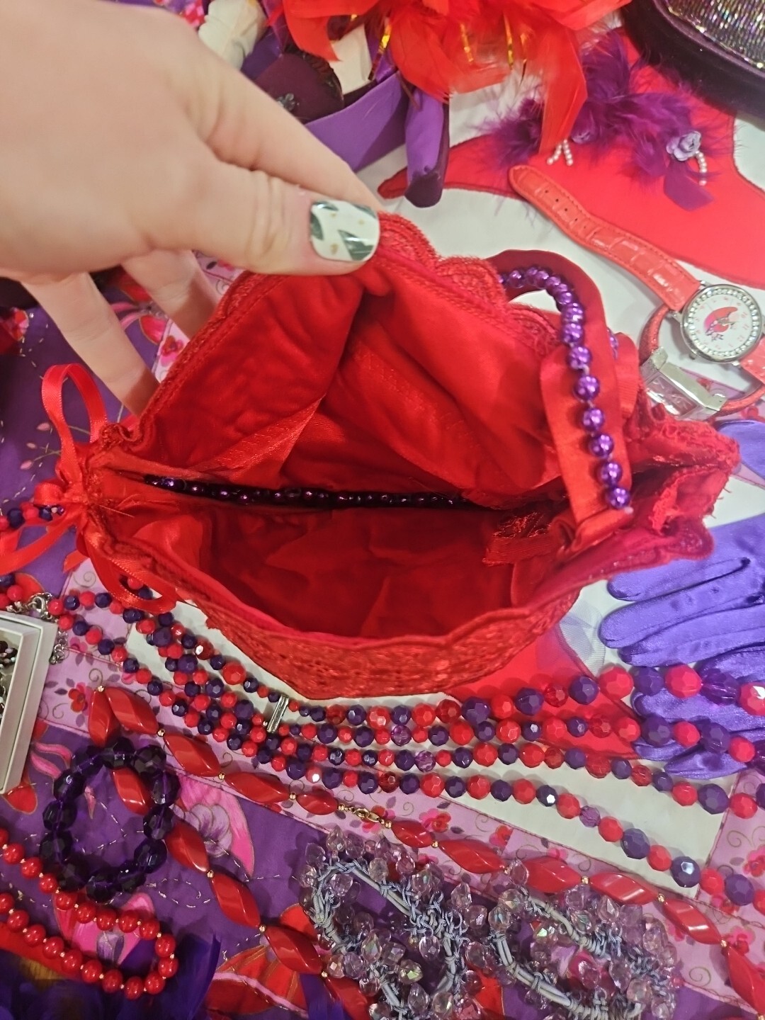 Huge Lot Red Hat Society Jewellry Pins Ornaments Feather Boas Handbags Doll