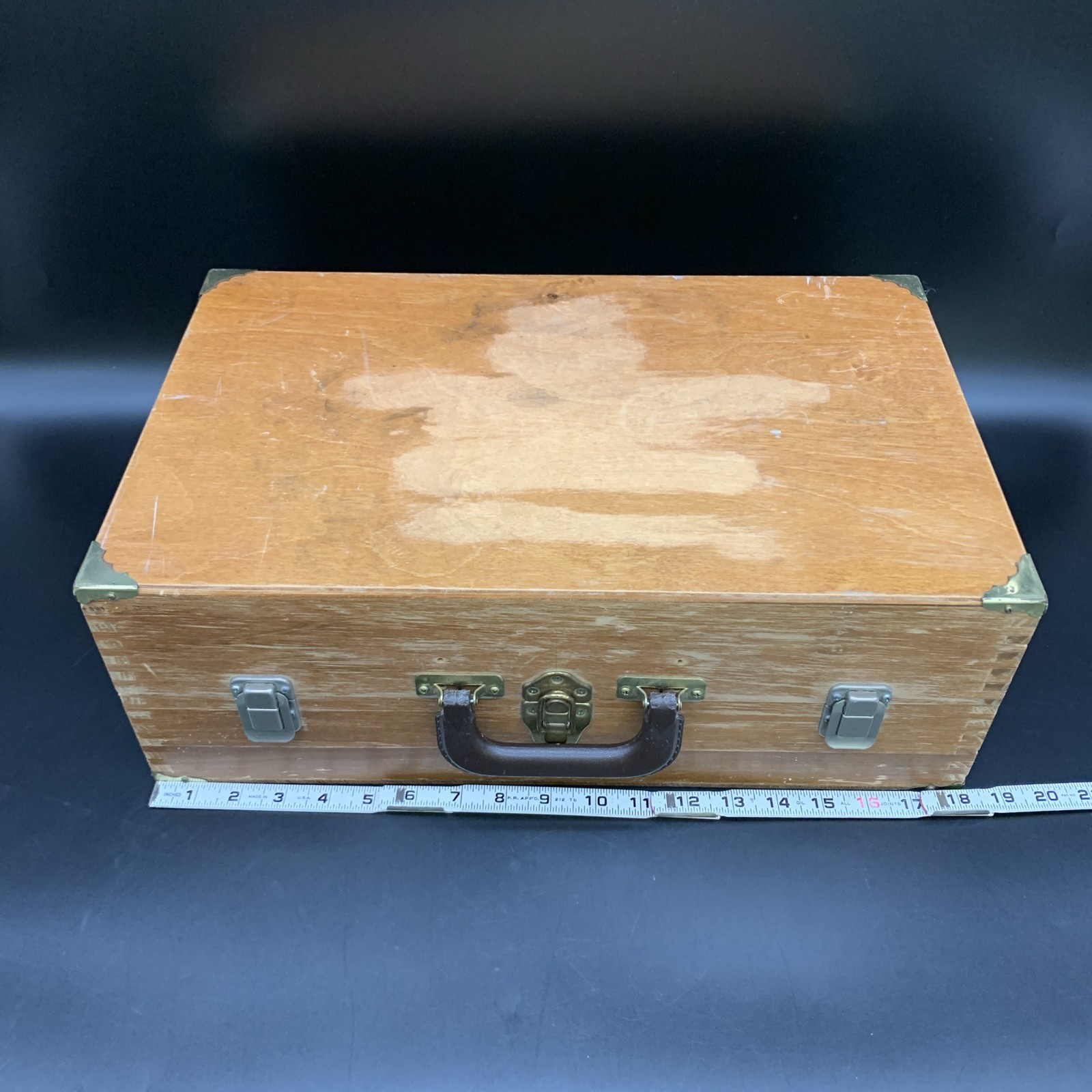 Vintage Wooden Artist Paint Box w Palette Compartments 18″ Case