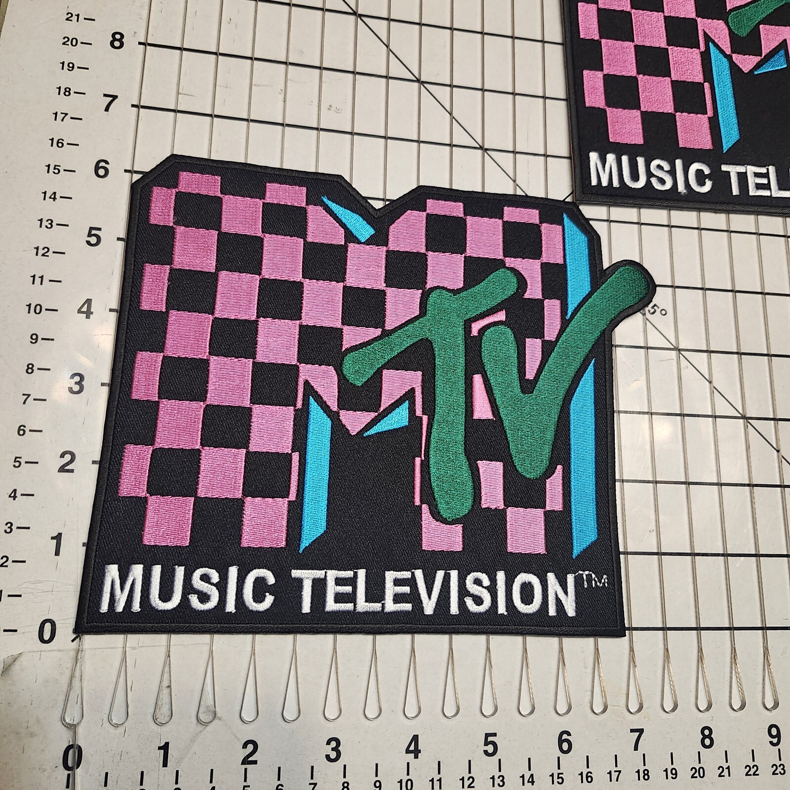 MTV EMBROIDERED PATCHES / LOT OF 2 / 1 LARGE 6.2 X 7.5 INCH & 1 SMALL 3X3.5 INCH