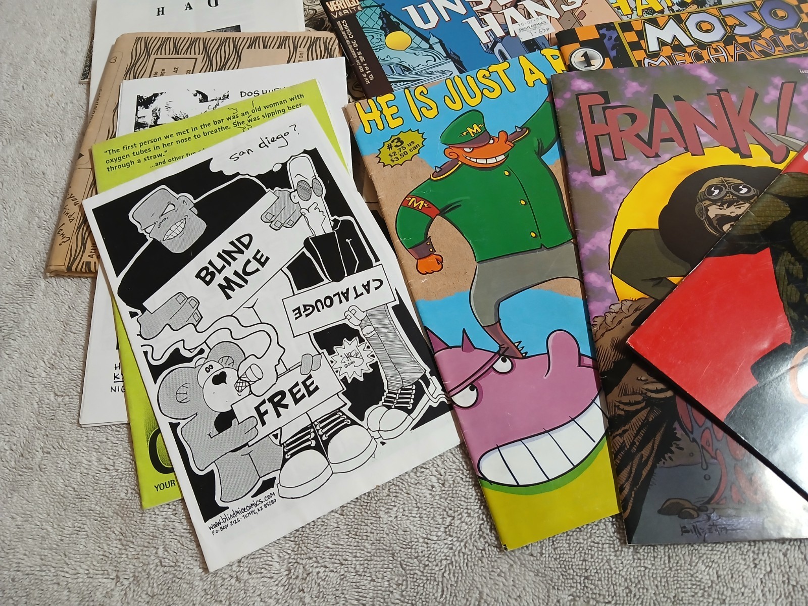 JUNK DRAWER LOT OF 20+*DC/INDEPENDENT*COMIC BOOKS*MAGAZINES*BOOKS+MORE*SP*SAI