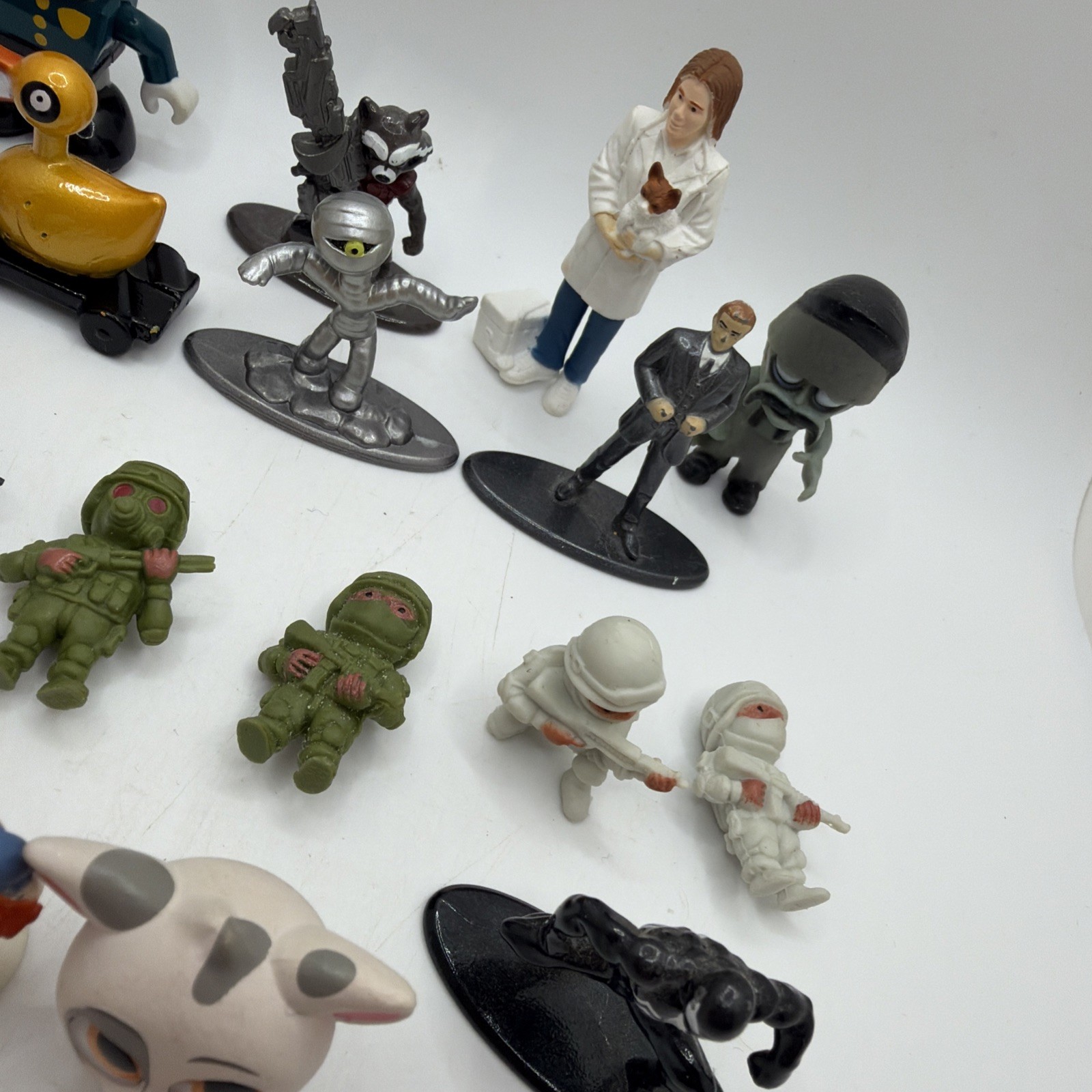 Mixed Lot Junk Drawer Assorted Smalls Toys Trinkets Shelf Disney LPS Metalfigs