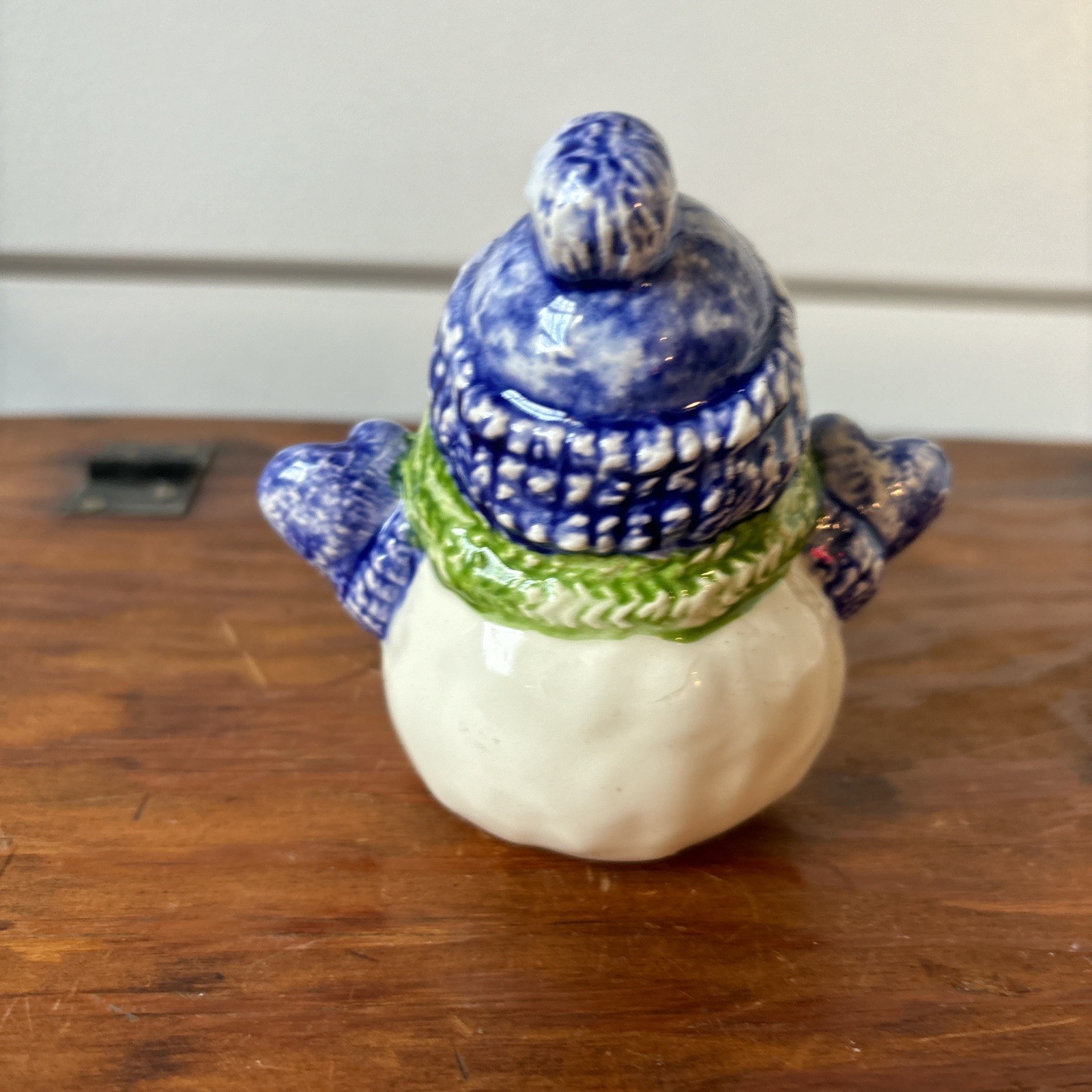 3.75″ Vintage Chubby Cute Snowman in Hat & Scarf signed 1994