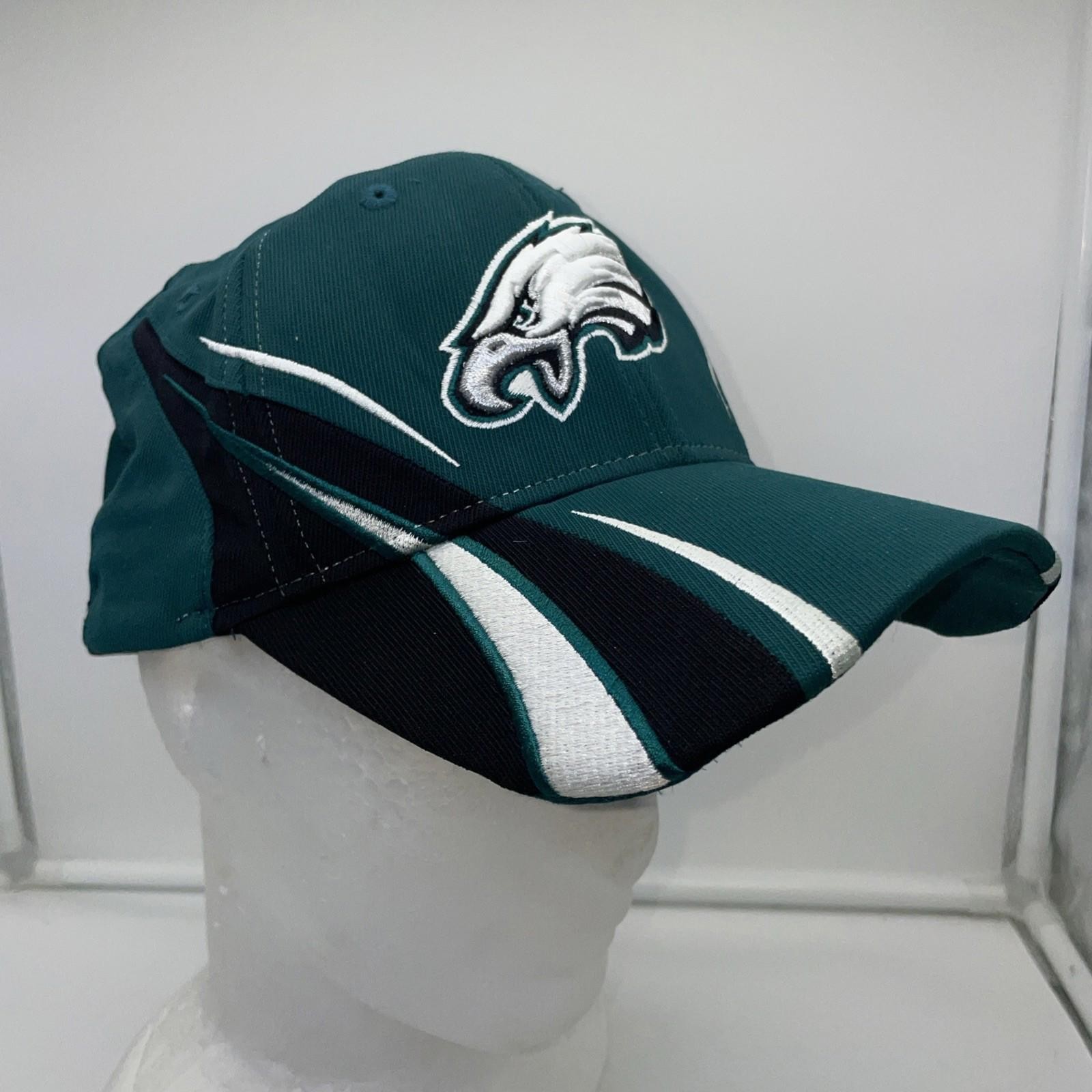 Philadelphia Eagles Hat Cap Fitted One Size Green Black NFL Football Reebok Mens