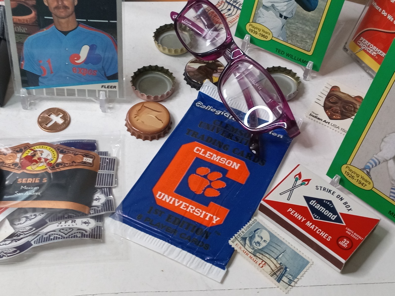 Cigar Box of NOT Junk Drawer Collectibles, Mickey Mantle, Misc, #C2