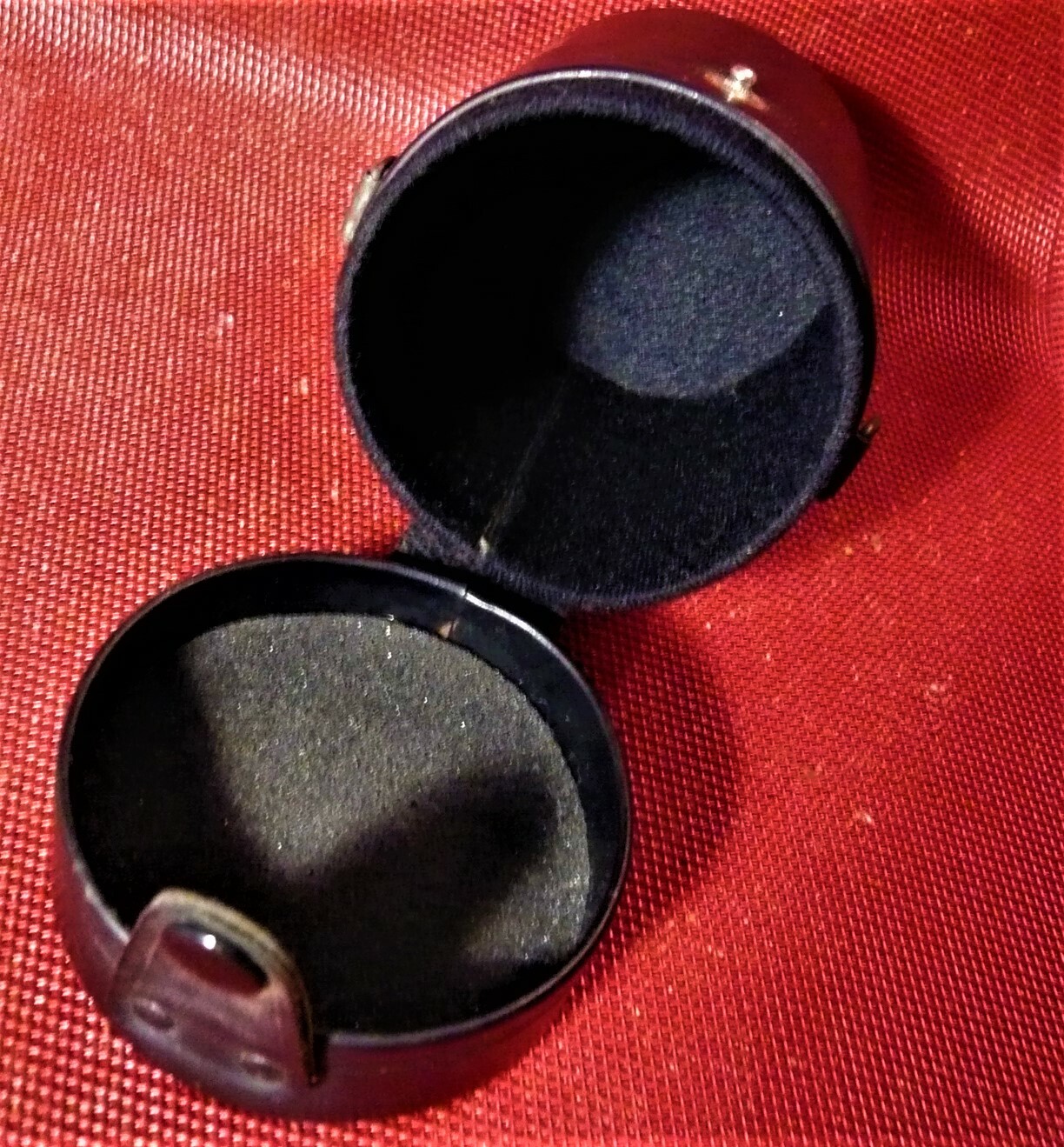 Sigma ( Genuine) Hard Lens Case for 135mm f/3.5 Lens . Pre -owned.
