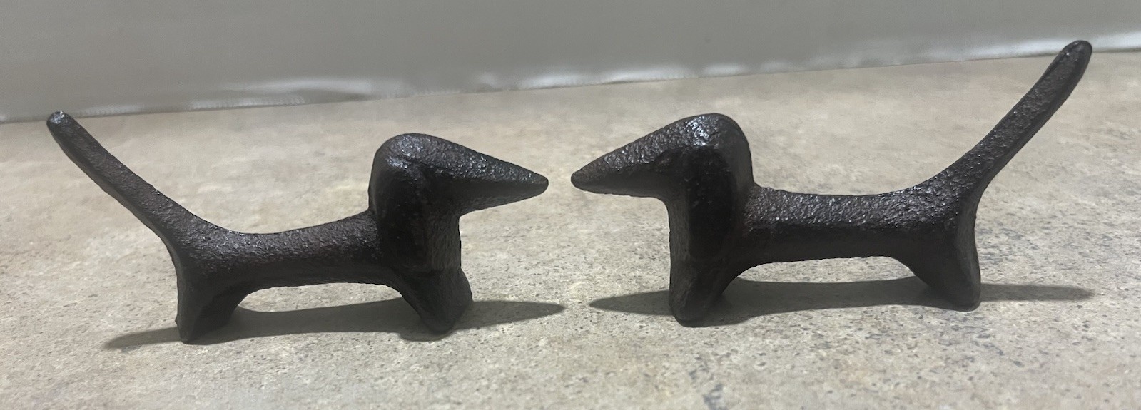 Dachshund Dinner Knife Rest, Cast Iron, Brown/Black Coloring, 3.5” Long