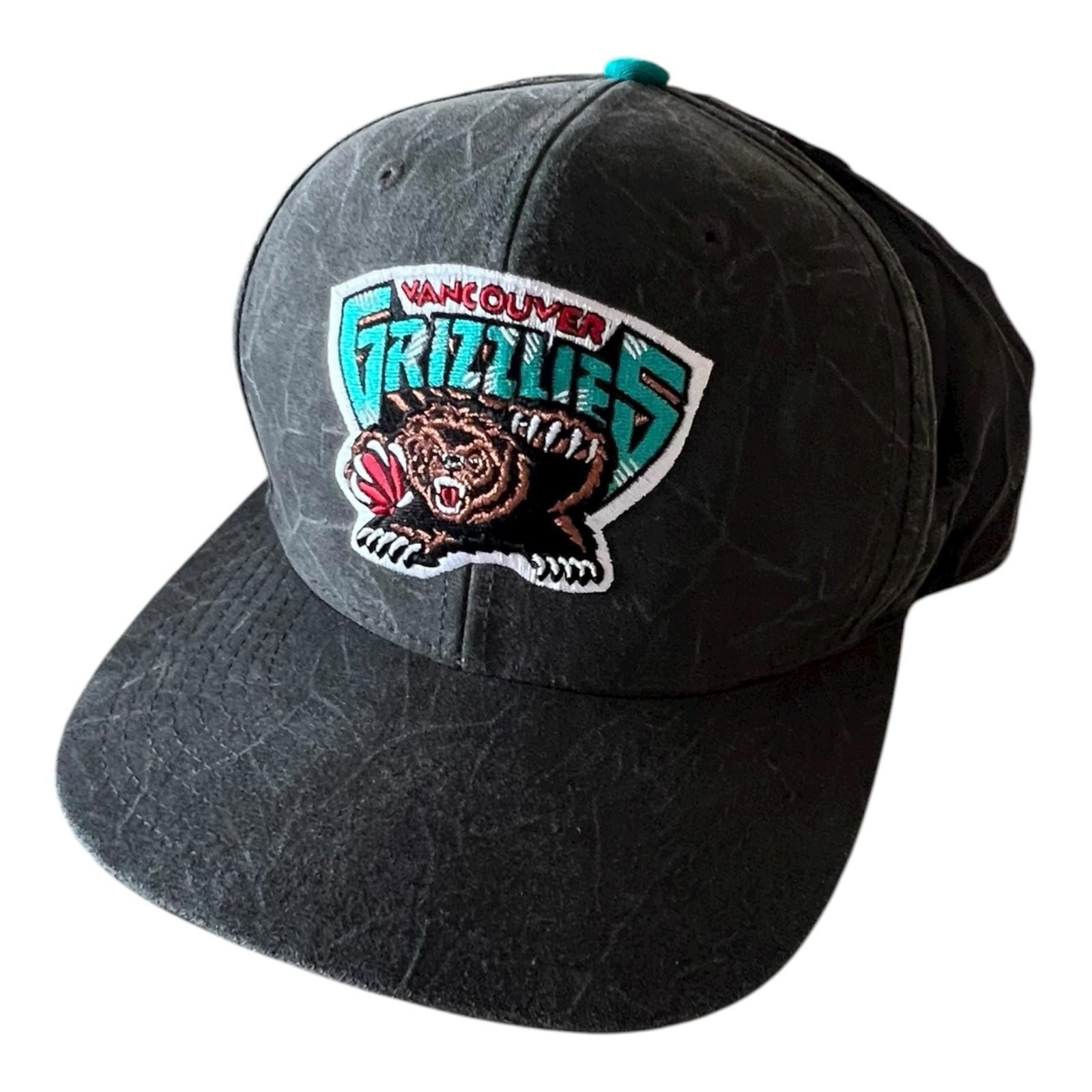 Vancouver Grizzlies Mitchell & Ness NBA Snapback Hat RARE Hardwood Classic