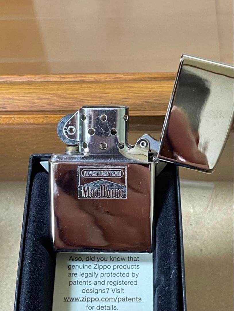 Zippo Marlboro Adventure Team Lizard & Compass 1995 unused