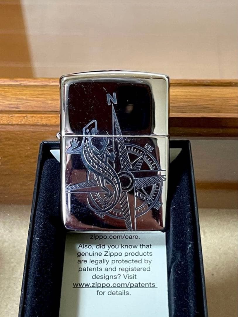 Zippo Marlboro Adventure Team Lizard & Compass 1995 unused