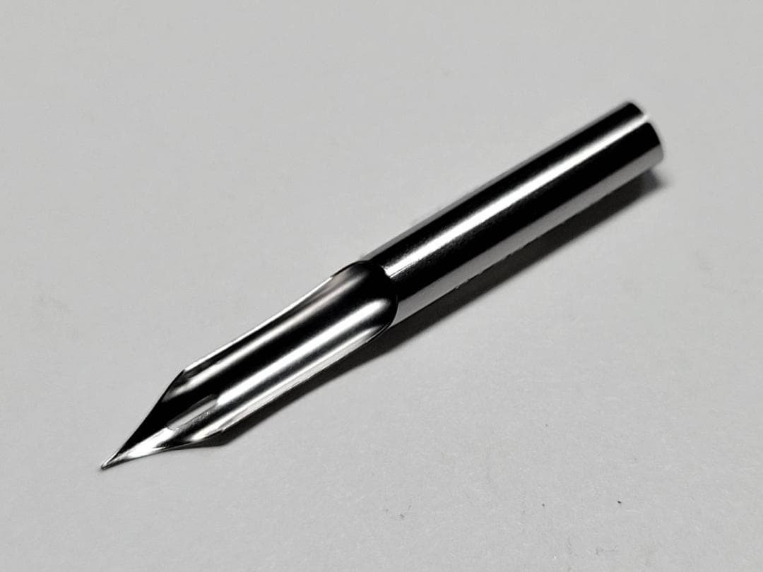 4. Replacement pen nibs [Tachikawa Maru Pen No. 99] Chrome, set of 10, zipper