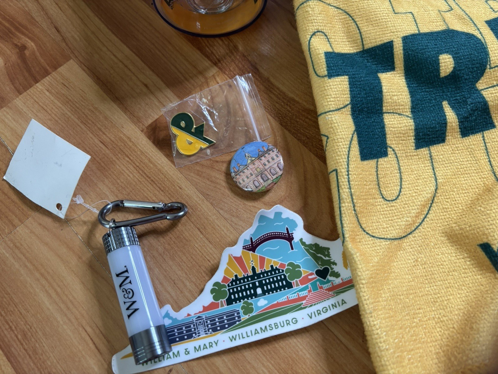 William & Mary Memorabillia Cup Bag Beanies Handtowels Pillow Cases Sticker Pin