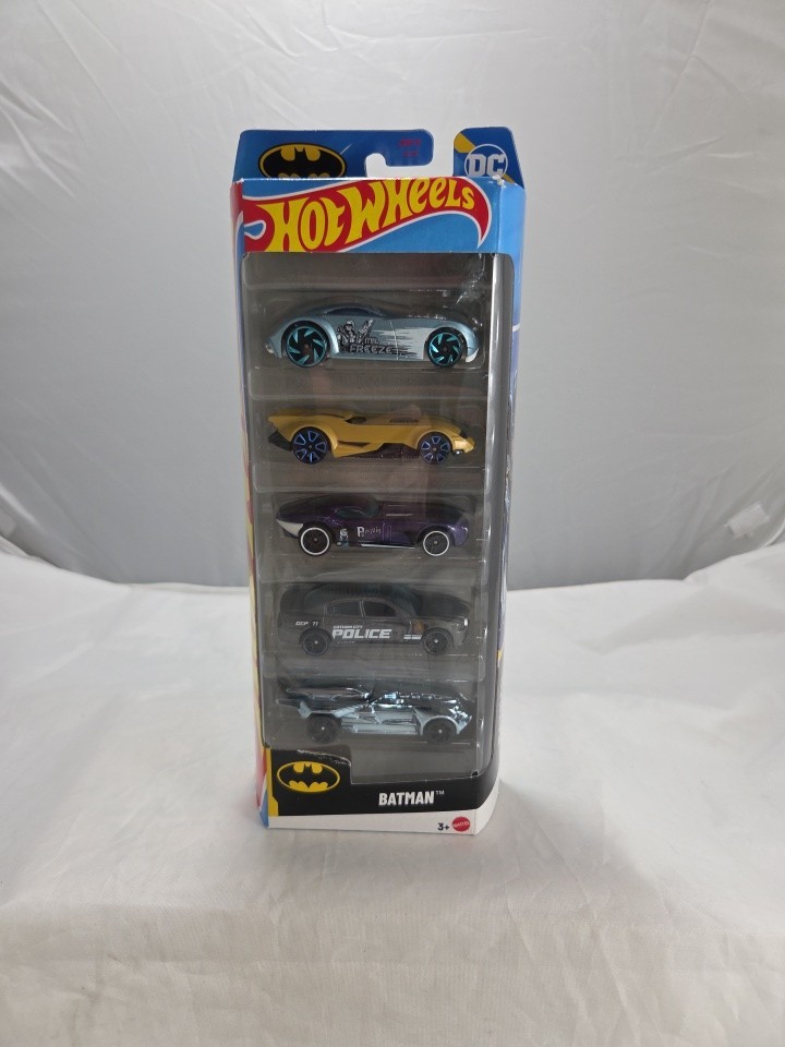 2024 Hot Wheels DC Batman 5 Pack Diecast 1:64 Scale New ,Blue Chrome Bat Mobile