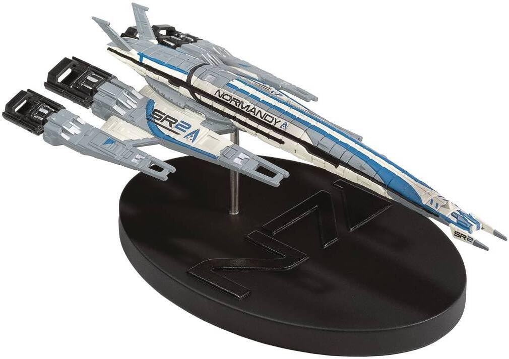 Dark Horse Mass Effect Normandy SR2 Remastered Ship Replica, Multicolor