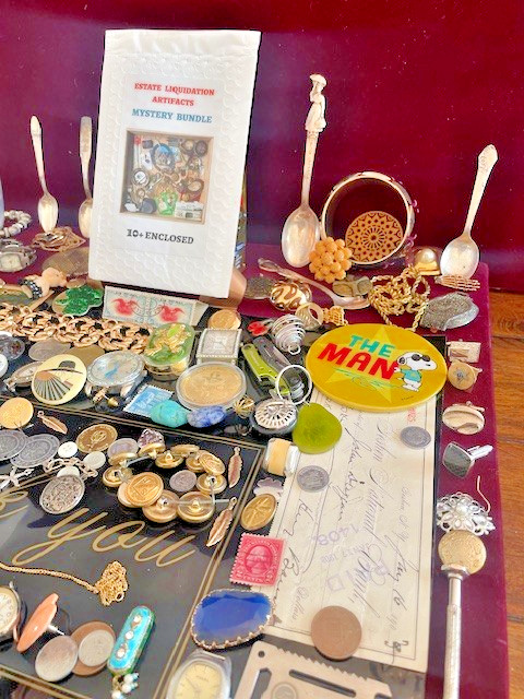 Estate Finds-Mixed smalls: Jewelry, Coins, Stamps, Watch, 10+vintage – lot A87T9