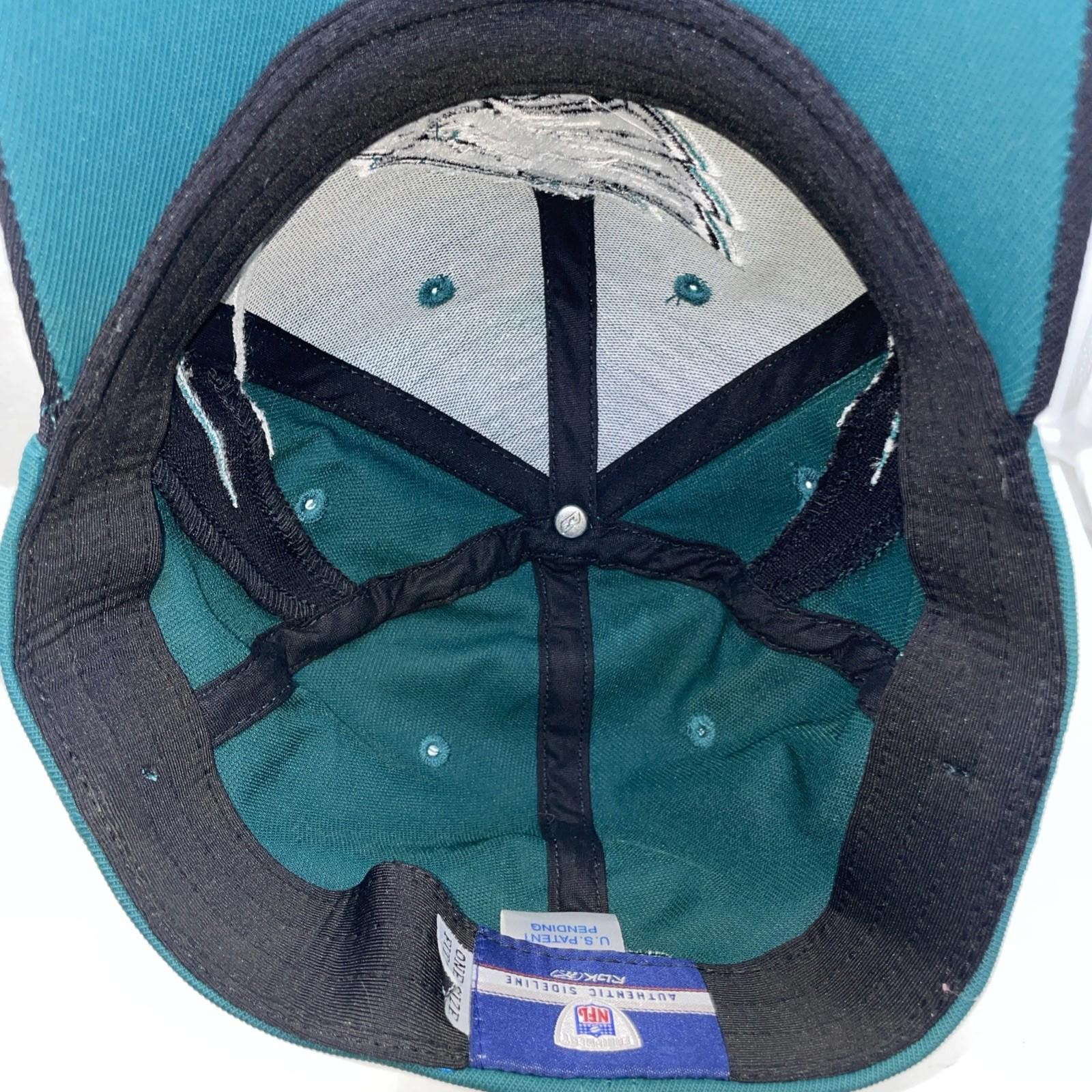 Philadelphia Eagles Hat Cap Fitted One Size Green Black NFL Football Reebok Mens