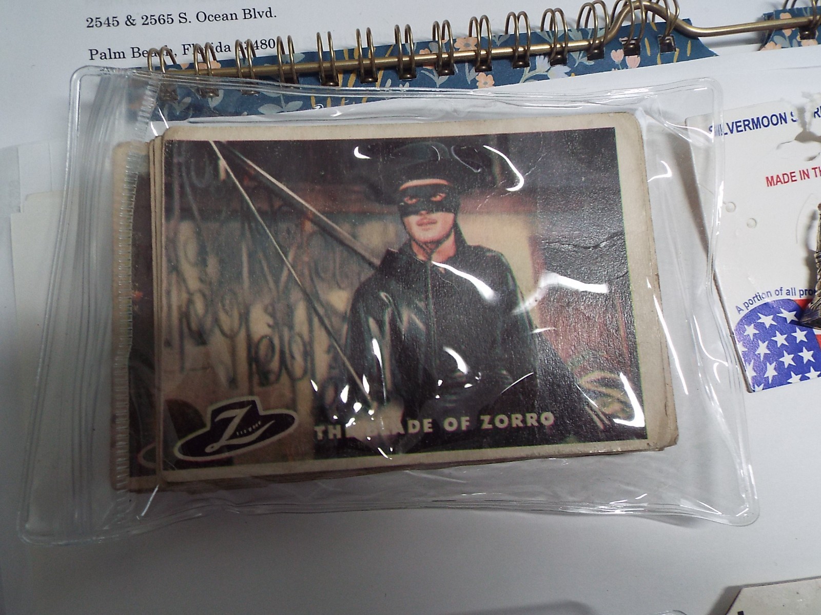 ASSORTED COLLECTIBLES/STERLING SILVER/ENGLISH METAL DOGS/ZORRO CARDS/CIG ADVER/E
