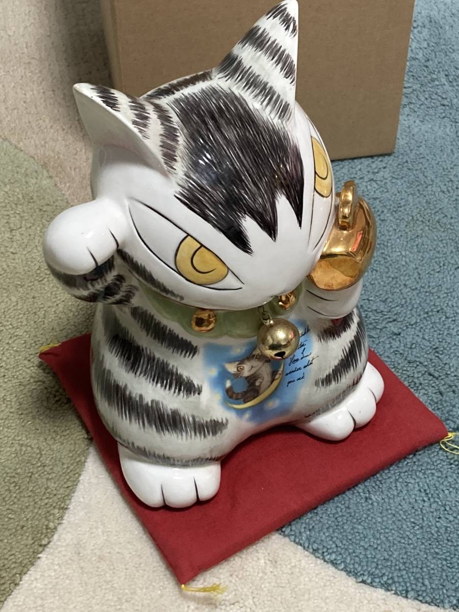 Wachifield Dayan Lucky Cat Piggy Bank Figurine Star Japan Collectible 8.7in