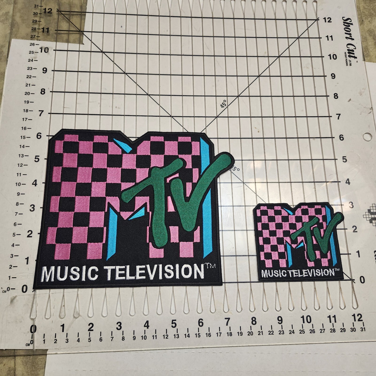 MTV EMBROIDERED PATCHES / LOT OF 2 / 1 LARGE 6.2 X 7.5 INCH & 1 SMALL 3X3.5 INCH