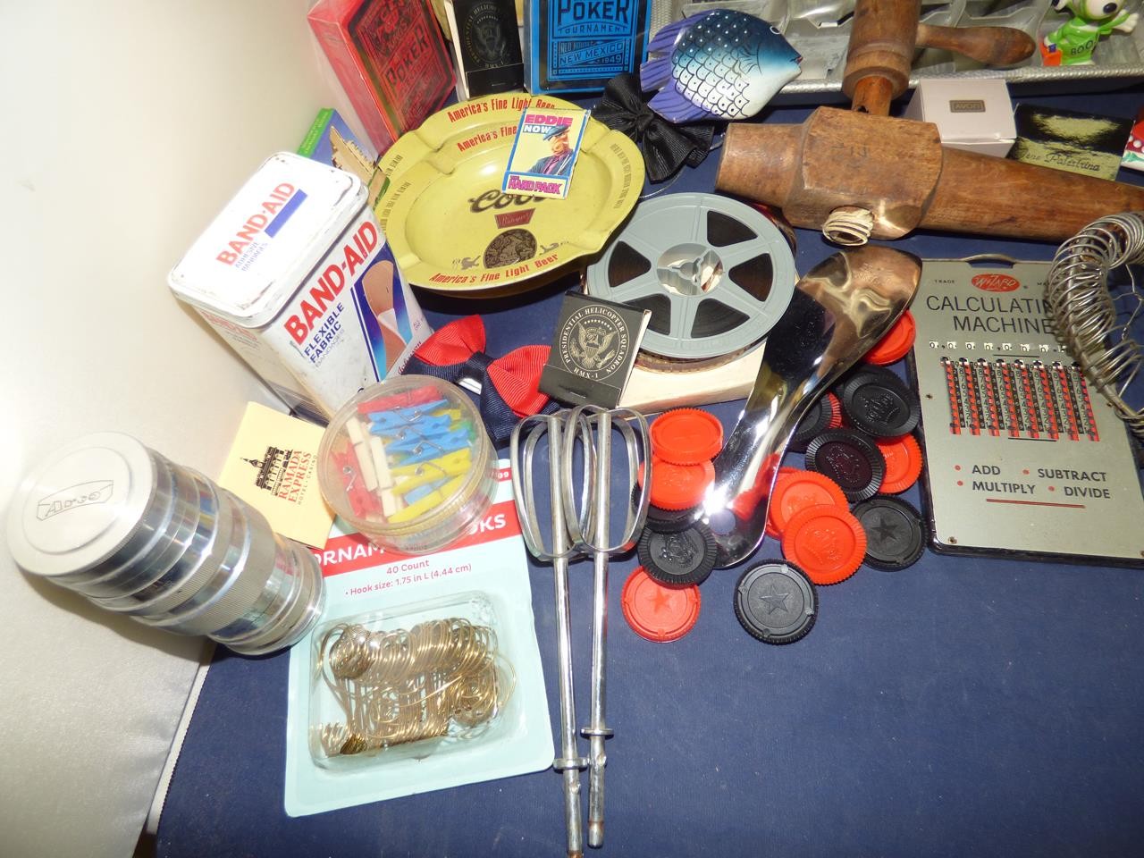 VINTAGE JUNK DRAWER LOT 100+ ITEMS (LOT F)