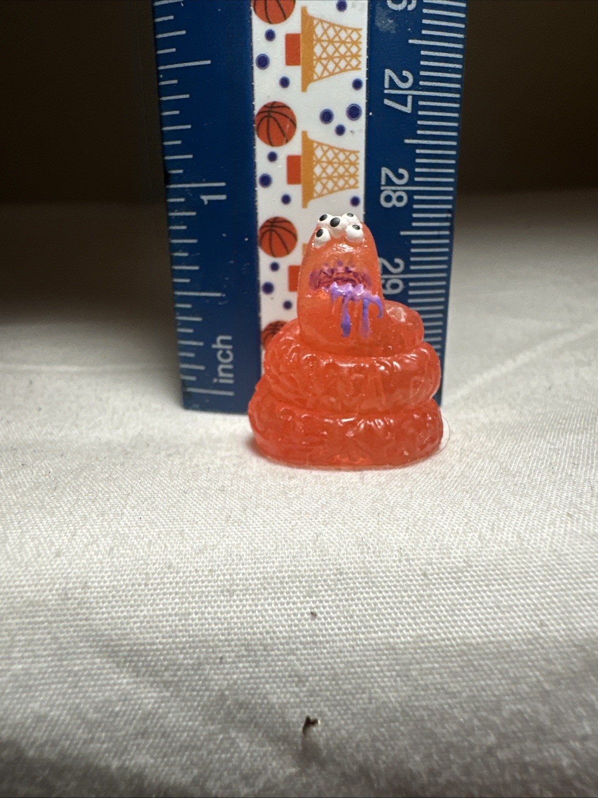 The Trash Pack Series 7 – Ring Worm Soft Plastic