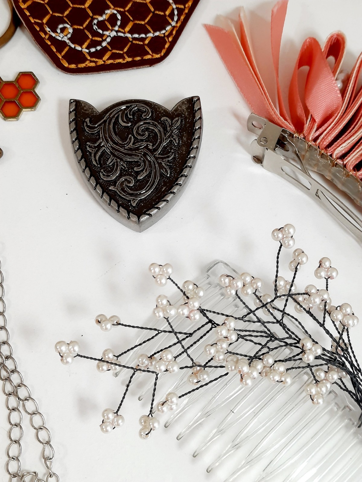 Junk Drawer Lot Women’s Silver Basket Jewelry Collectables Glass Ring Holder