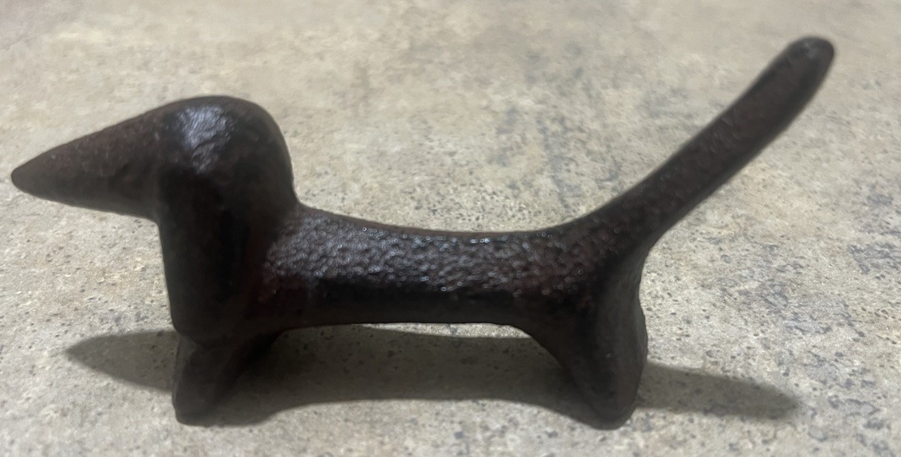 Dachshund Dinner Knife Rest, Cast Iron, Brown/Black Coloring, 3.5” Long