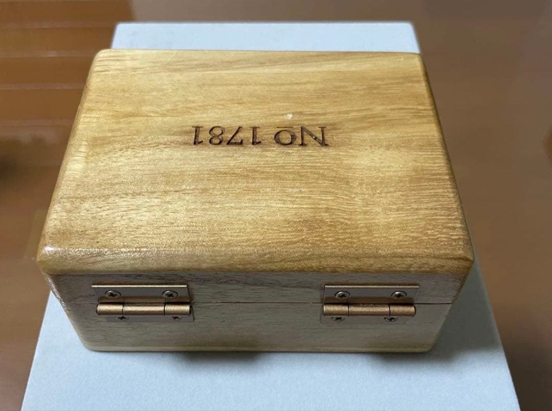 Zippo Heywood Wakefield Limited Edition 2004 Unused Product
