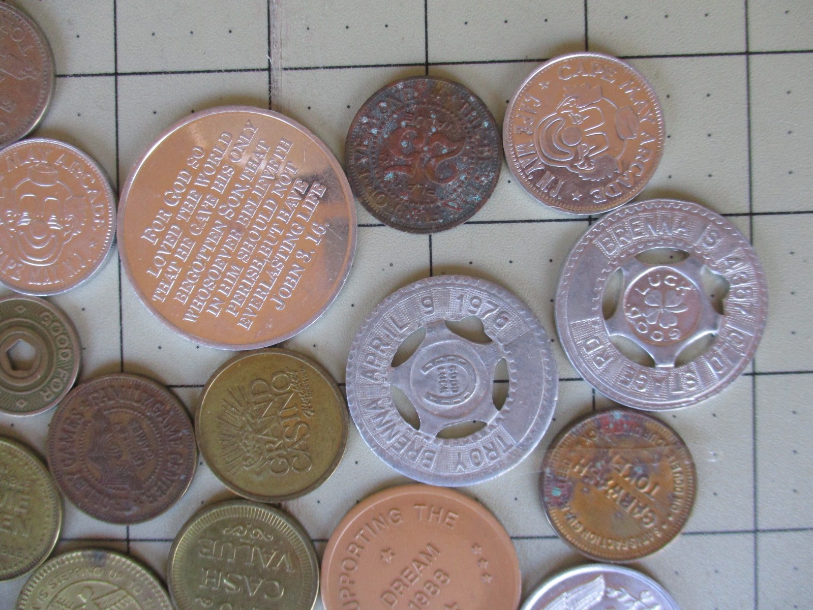 Vtg 70s 80s Junk Drawer TRADE TOKENS, COINS, Huge Token, Coin Lot