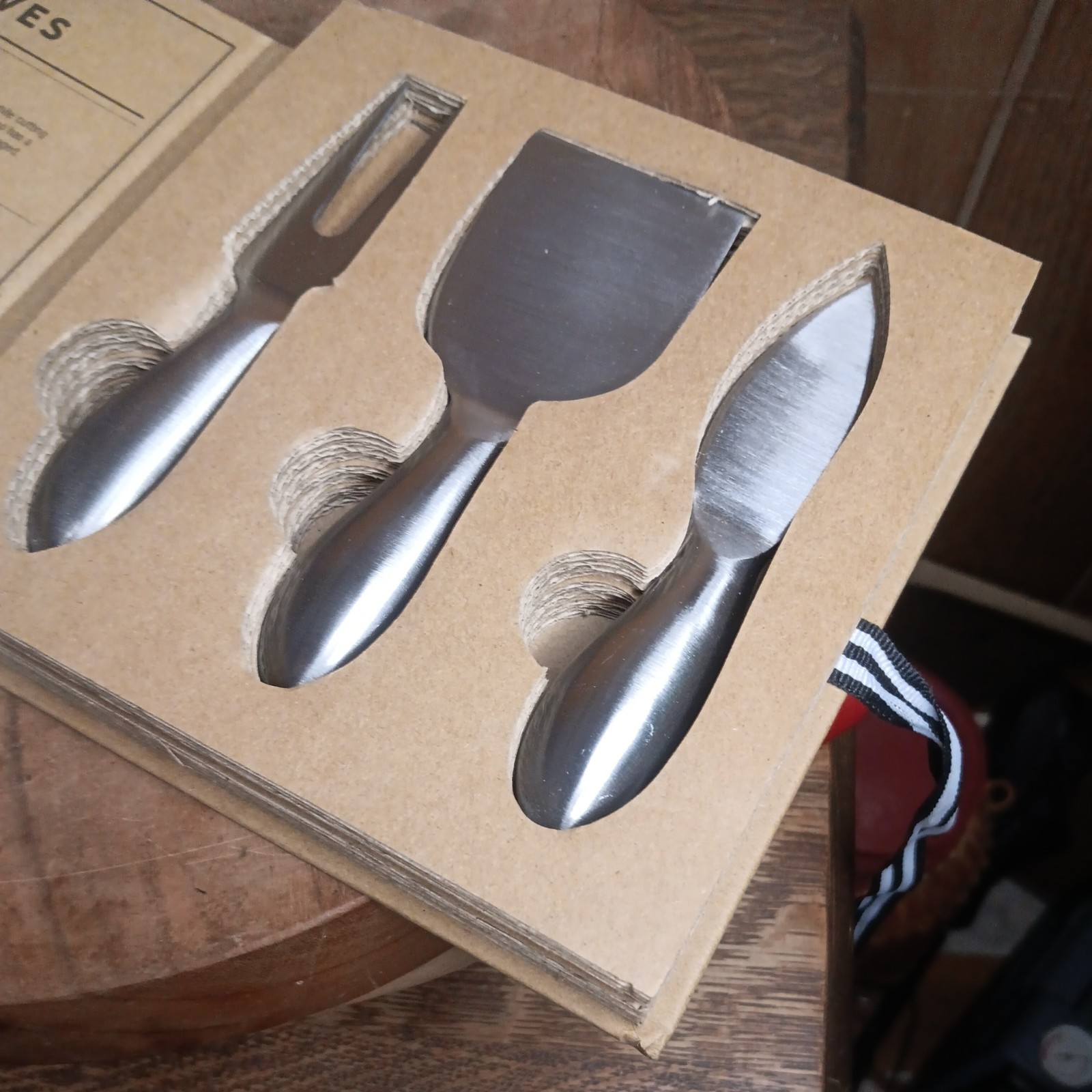 Santa Barbara Design Studio Table Sugar 3-Piece Gift Set with Cheese Knives